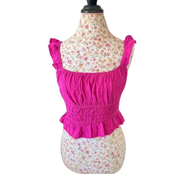 Pink ruched tank top size medium Brand: Kirious - Picture 1 of 3